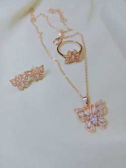 Elegant China Gold Locket Set