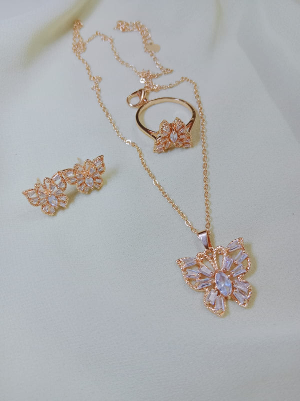 Elegant China Gold Locket Set